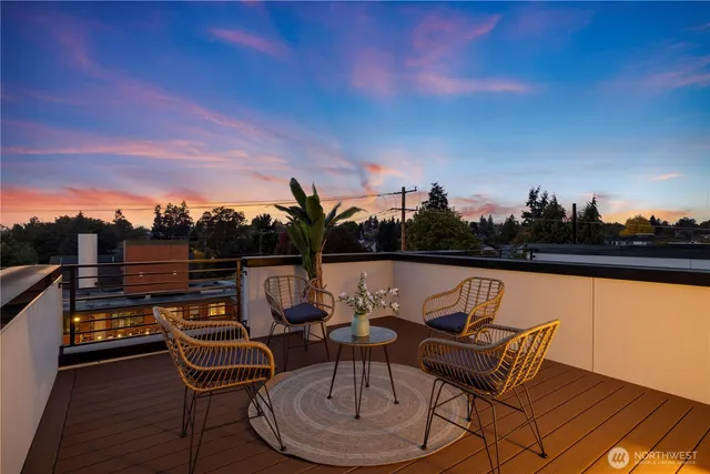 $695,000 | 7526 6th Avenue Northwest, Seattle, WA 98117