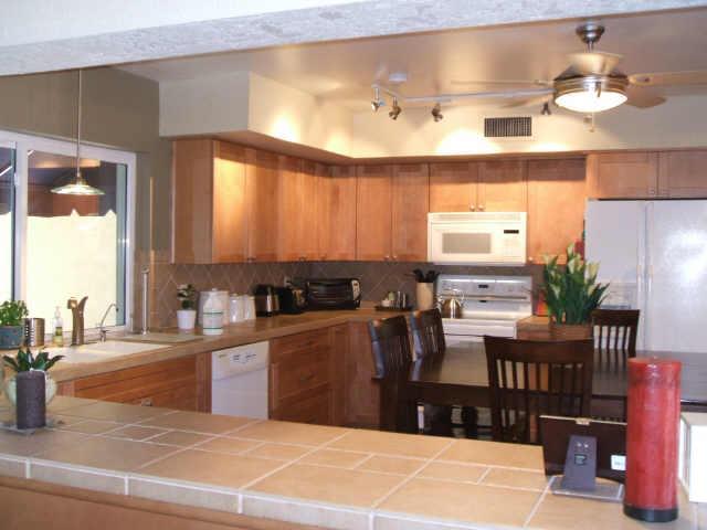5627 South Outrigger Road Tempe, AZ 85283 - Photo 3 of 9 Kitchen 2