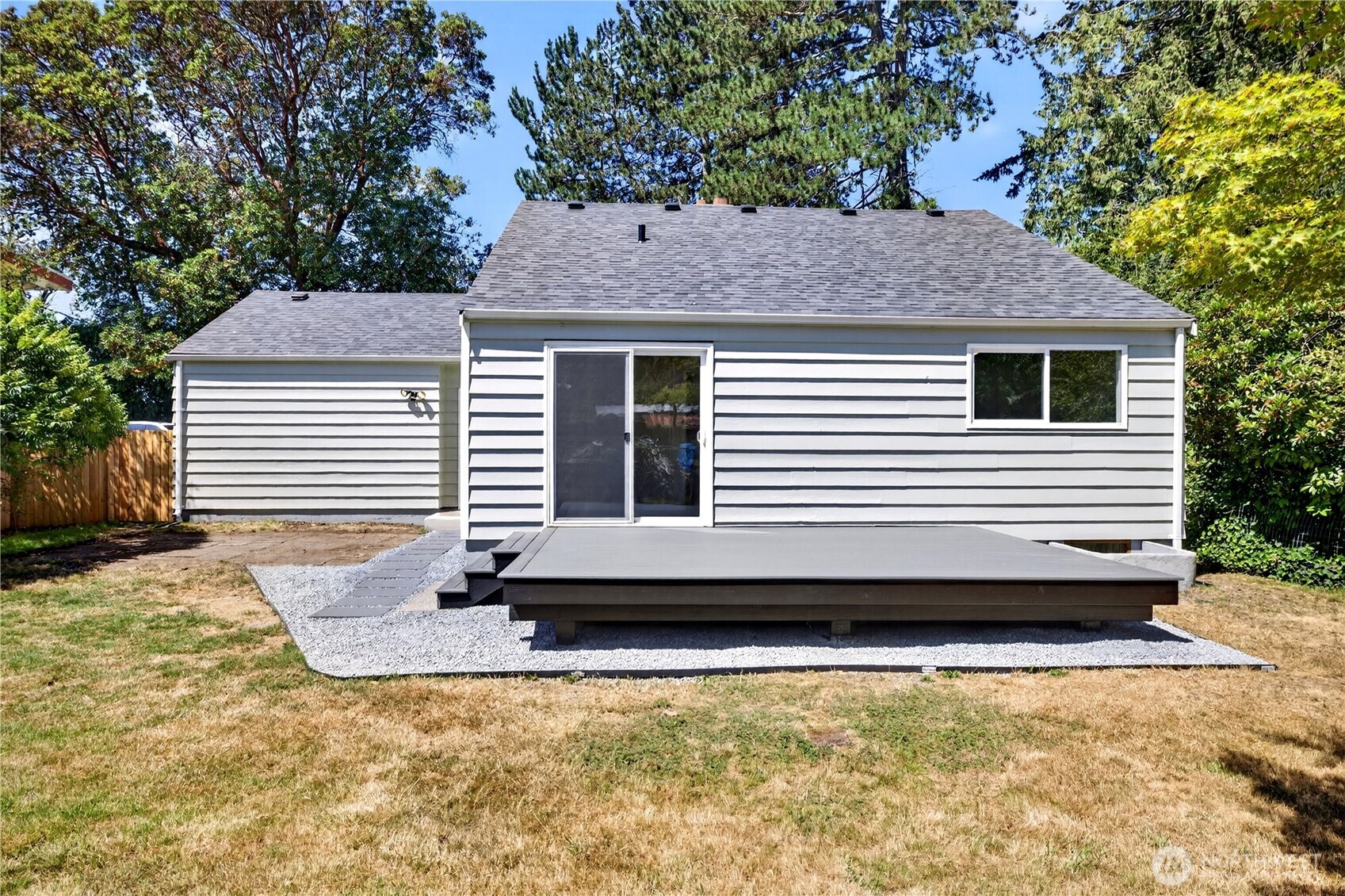 12302 7th Place Southwest Seattle, WA 98146 - Photo 5 of 36