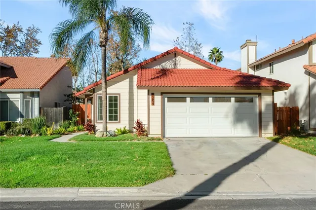 $574,900 | 1254 West Van Koevering Street, Rialto, CA 92376