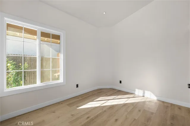 $574,900 | 1254 West Van Koevering Street, Rialto, CA 92376