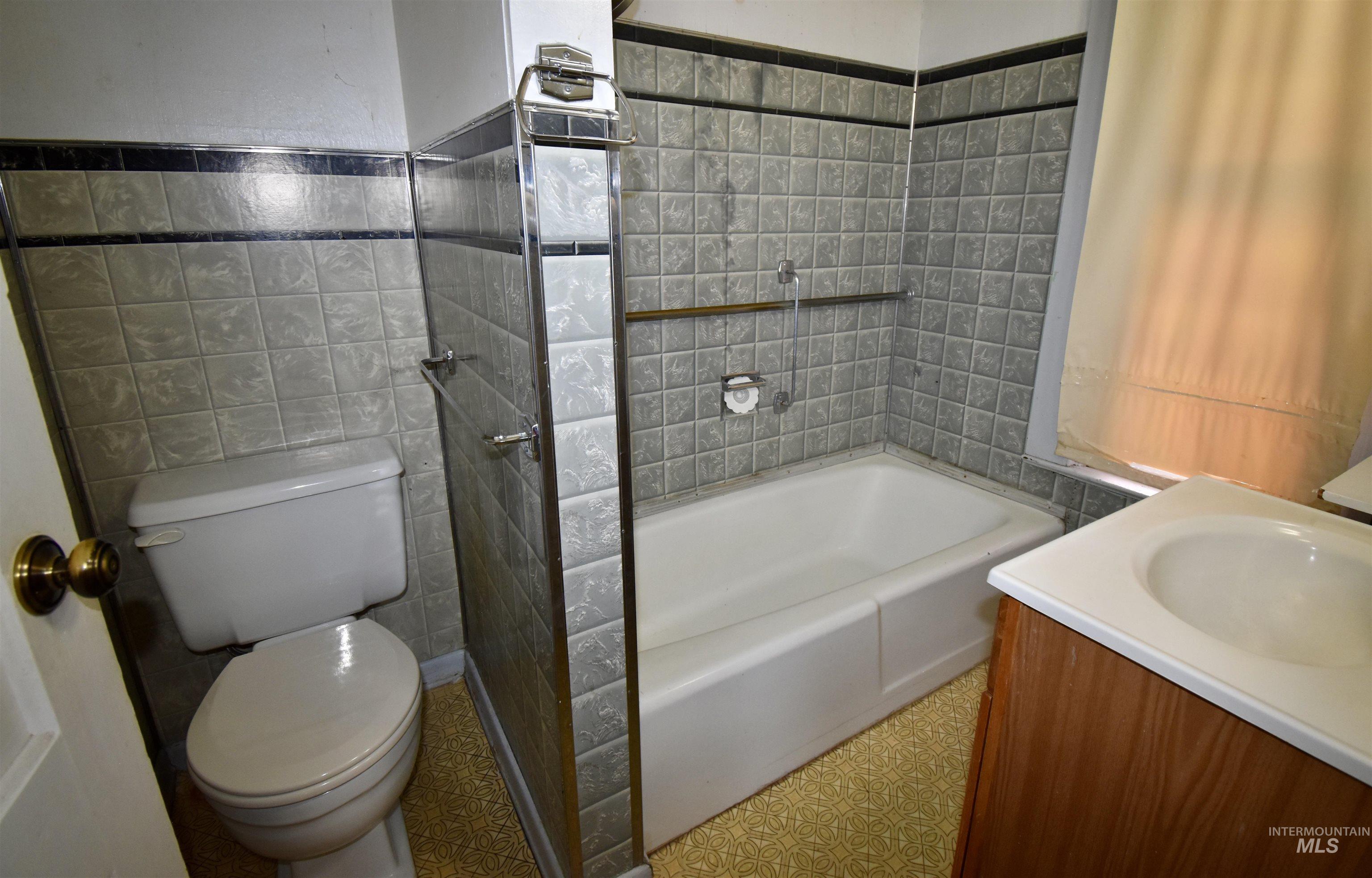 914 7th Street Clarkston, WA 99403 - Photo 9 of 13
