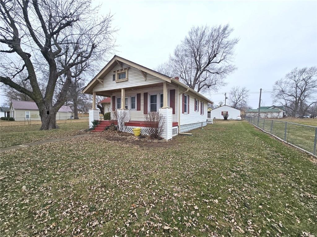 703 Main Street Polo, MO 64671 - Photo 2 of 30