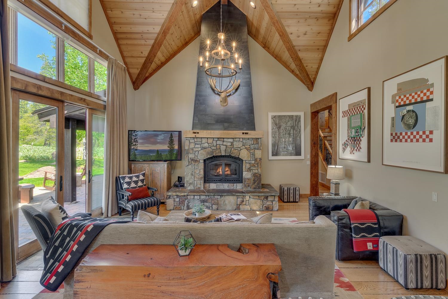 12420 Springbrook Place Truckee, CA 96161 - Photo 17 of 28