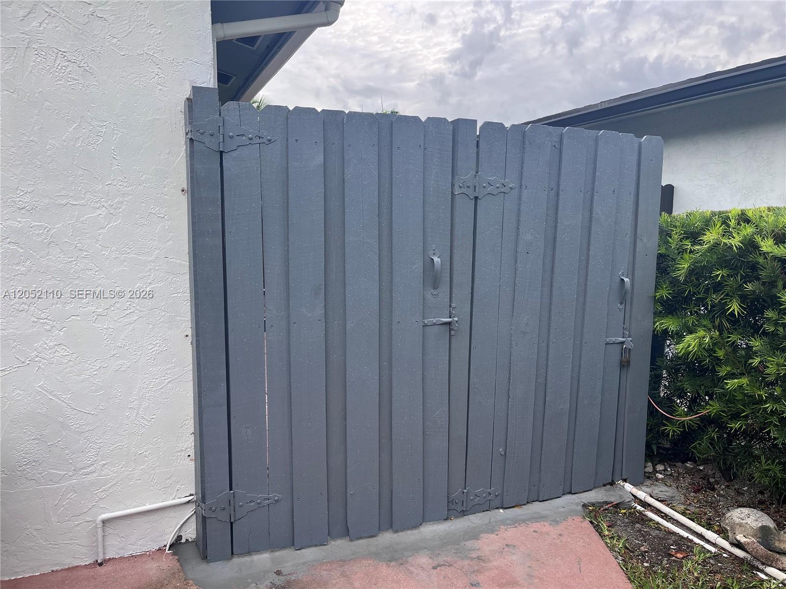13210 Southwest 80th Street Road Miami, FL 33183 - Photo 3 of 11 Gallery Image 3