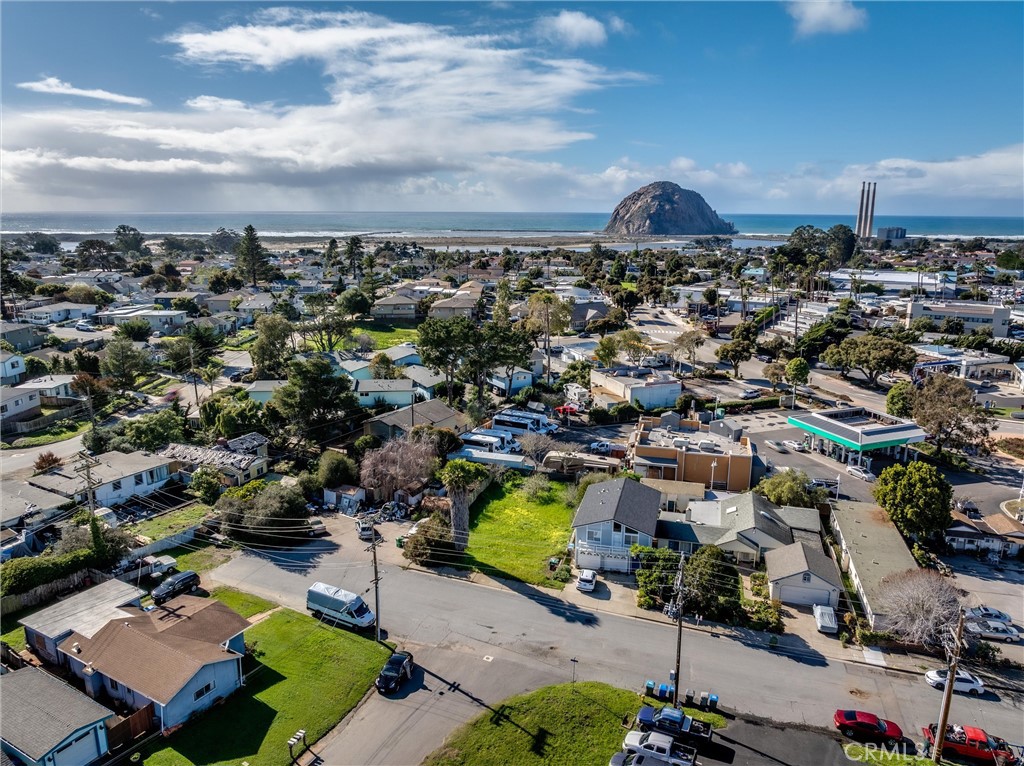 731 Butte Morro Bay, CA 93442 - Photo 12 of 14 an aerial view of a houses with a lot of trees & houses