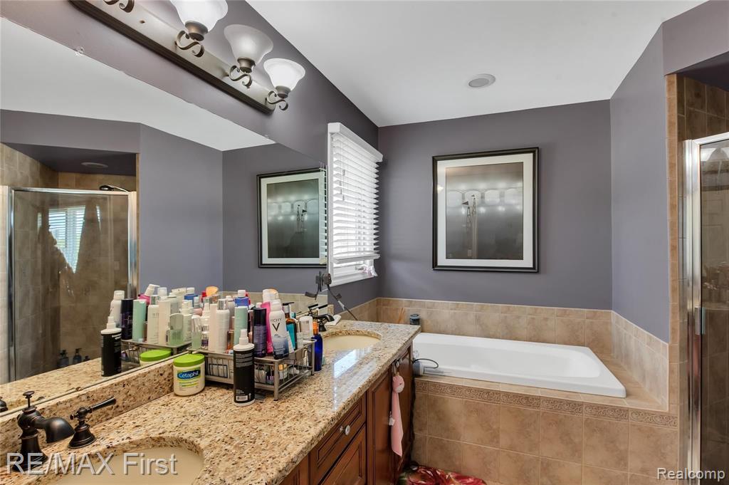 1012 Rochelle Park Drive Rochester Hills, MI 48309 - Photo 28 of 38