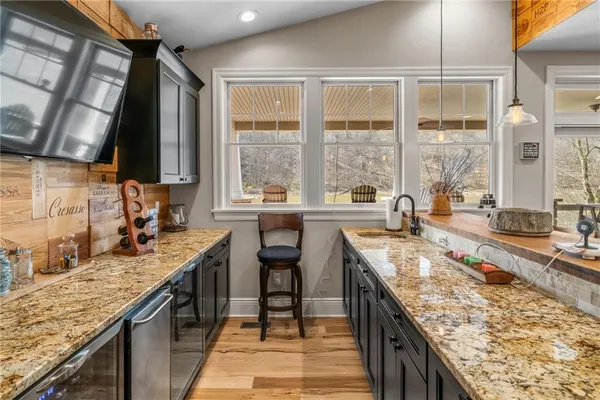 $899,000 | 2298 Monterey Road, Parker, PA 16049