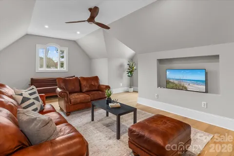 $1,600,000 | 109 Fitchburg Court, Mooresville, NC 28117