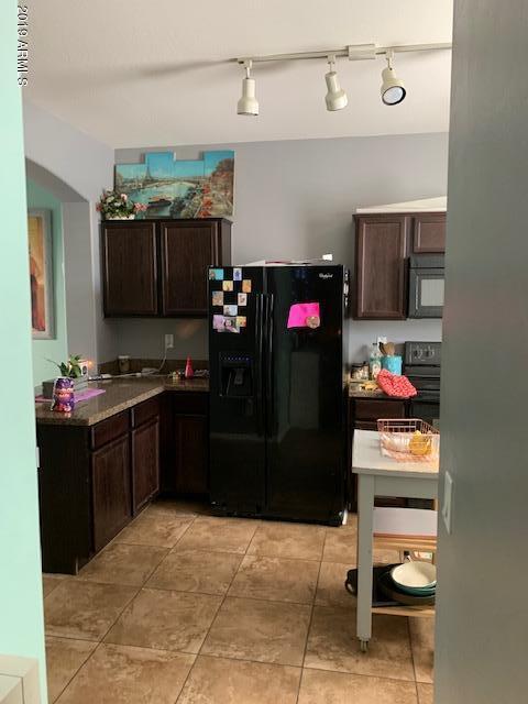 4740 West Carson Road Laveen, AZ 85339 - Photo 5 of 14 Kitchen