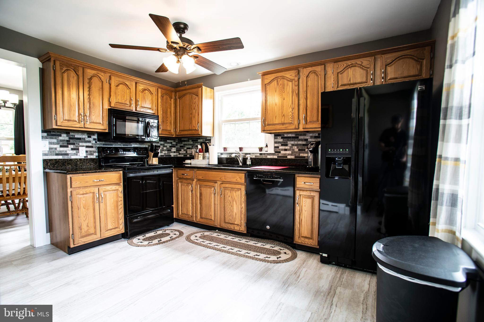 105 Maple Farm Road Ephrata, PA 17522 - Photo 14 of 24