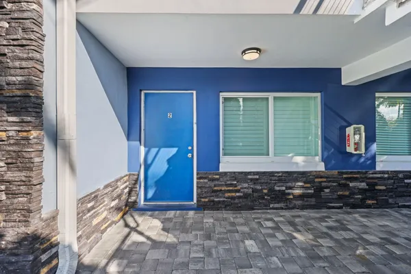 $3,995,000 | 830 Southeast 22nd Avenue, Pompano Beach, FL 33062