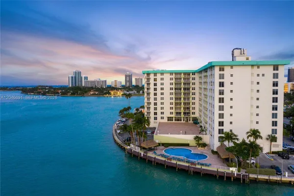$3,150 | 10350 West Bay Harbor Drive, Unit 8F, Bay Harbor Islands, FL 33154