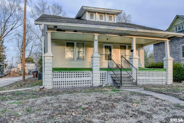 $65,000 | 408 South Cherokee Street, Taylorville, IL 62568