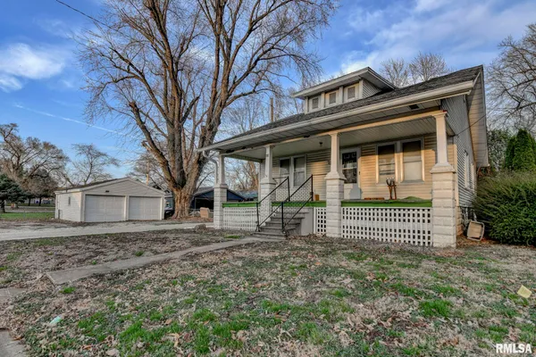 $65,000 | 408 South Cherokee Street, Taylorville, IL 62568