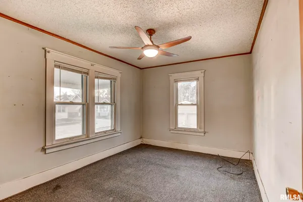 $65,000 | 408 South Cherokee Street, Taylorville, IL 62568