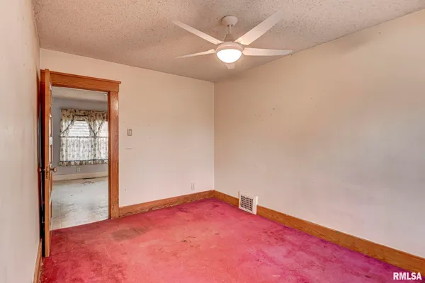 $65,000 | 408 South Cherokee Street, Taylorville, IL 62568