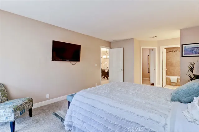 $585,000 | 25541 Indian Hill Lane, Unit O, Laguna Hills, CA 92653