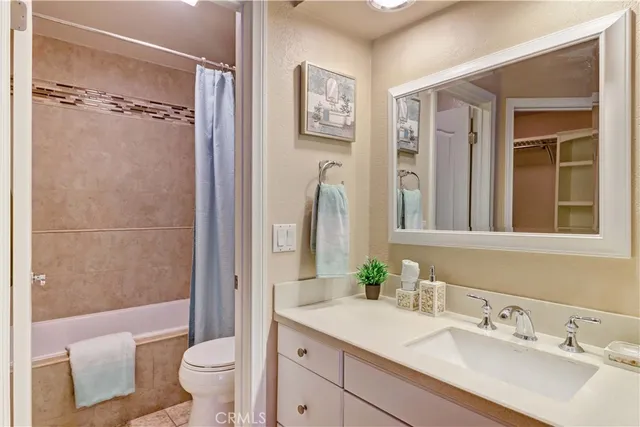 $585,000 | 25541 Indian Hill Lane, Unit O, Laguna Hills, CA 92653