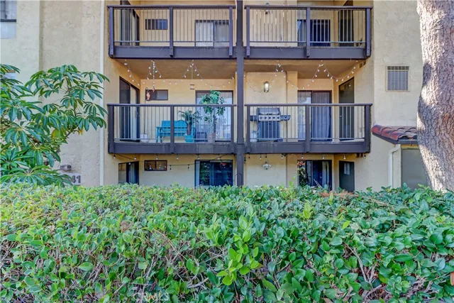 $585,000 | 25541 Indian Hill Lane, Unit O, Laguna Hills, CA 92653