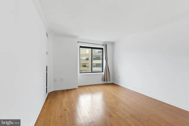 $2,150 | 2111 Wisconsin Avenue Northwest, Unit 514, Washington, DC 20007