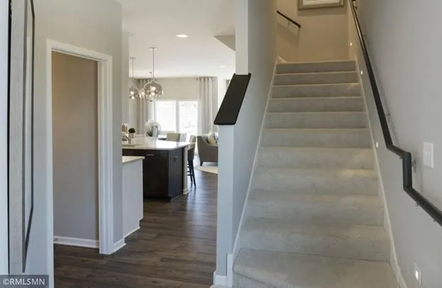 $2,795 | 18486 60th Place North, Plymouth, MN 55446