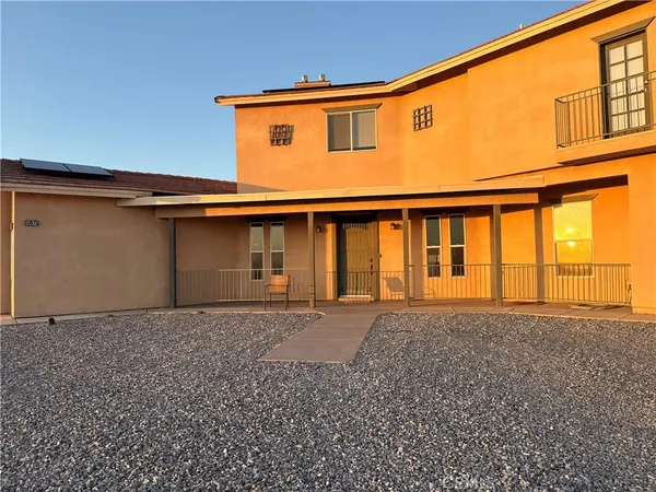 $815,000 | 13975 Barker Road, Apple Valley, CA 92307