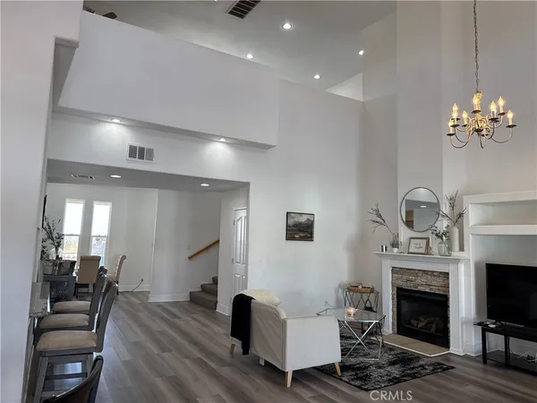 $815,000 | 13975 Barker Road, Apple Valley, CA 92307