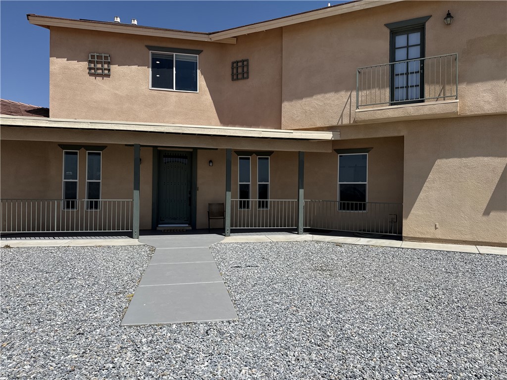 13975 Barker Road Apple Valley, CA 92307 - Photo 4 of 42