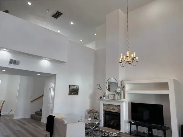 $815,000 | 13975 Barker Road, Apple Valley, CA 92307