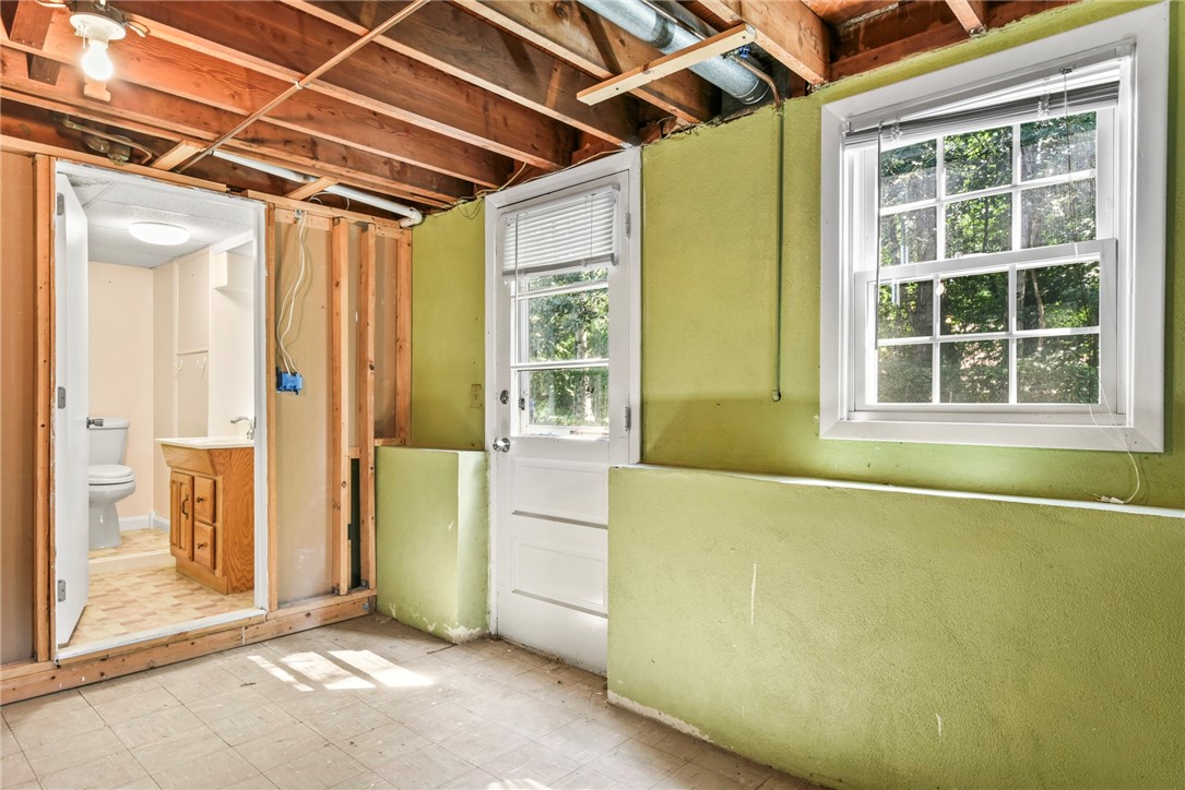 410 Diamond Hill Road Warwick, RI 02886 - Photo 20 of 26 Gallery Image 20