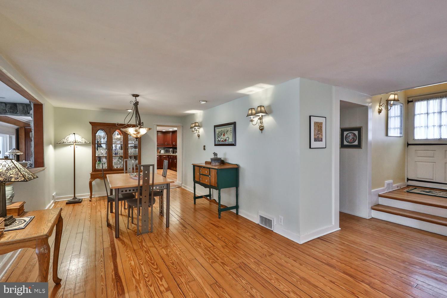 715 Sunset Road Glenside, PA 19038 - Photo 14 of 35 dining area with view of front entrance