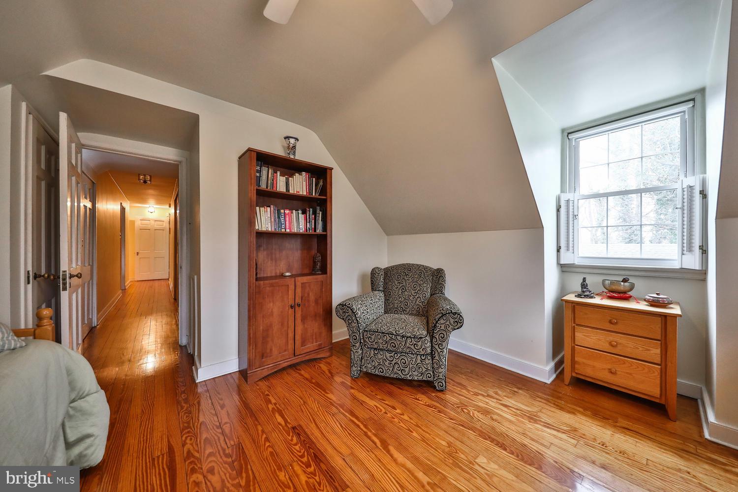 715 Sunset Road Glenside, PA 19038 - Photo 28 of 35 rear bedroom facing hall