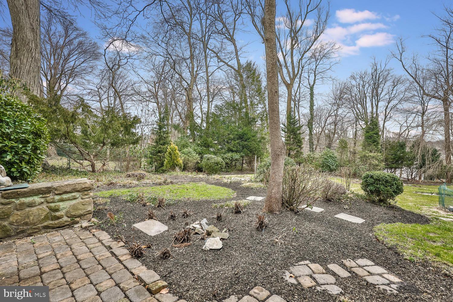 715 Sunset Road Glenside, PA 19038 - Photo 35 of 35 rear yard facing east