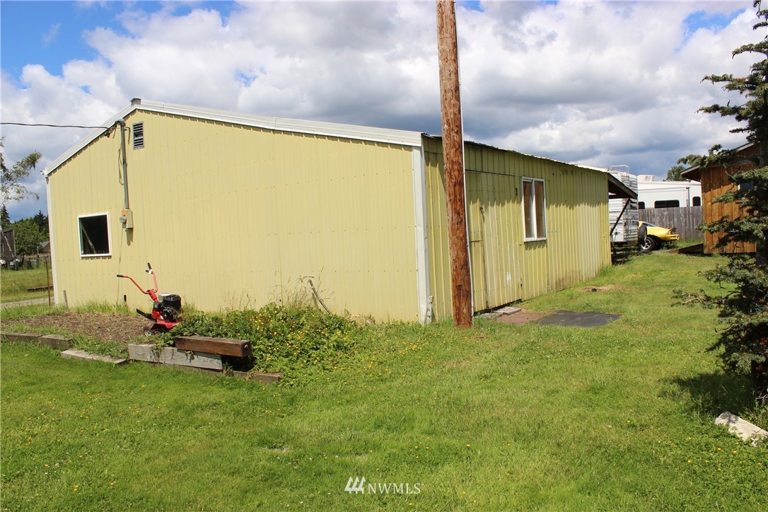 8328 180th Way Southwest Rochester, WA 98579 - Photo 31 of 38