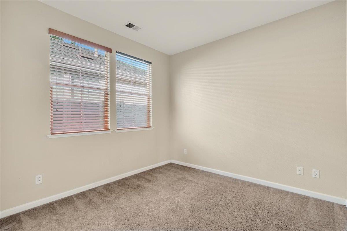 7835 Dickens Way Gilroy, CA 95020 - Photo 15 of 16 an empty room with a window