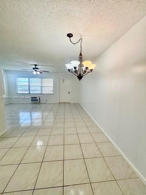 202 Mansfield East, Unit E Boca Raton, FL 33434 - Photo 3 of 12