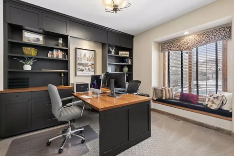 $1,095,000 | 7011 Highover Drive, Chanhassen, MN 55317