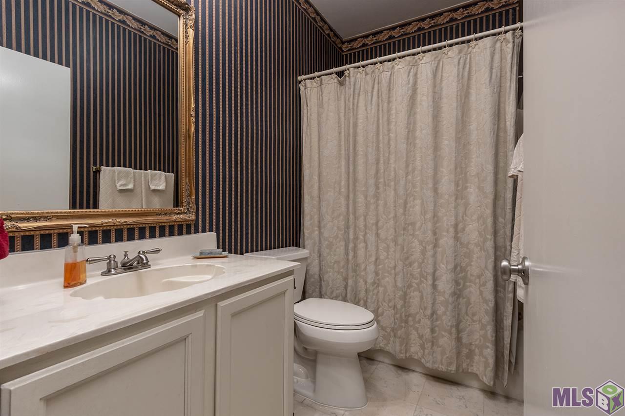 8500 Bluebonnet Boulevard, Unit 29 Baton Rouge, LA 70810 - Photo 12 of 16 Gallery Image 12