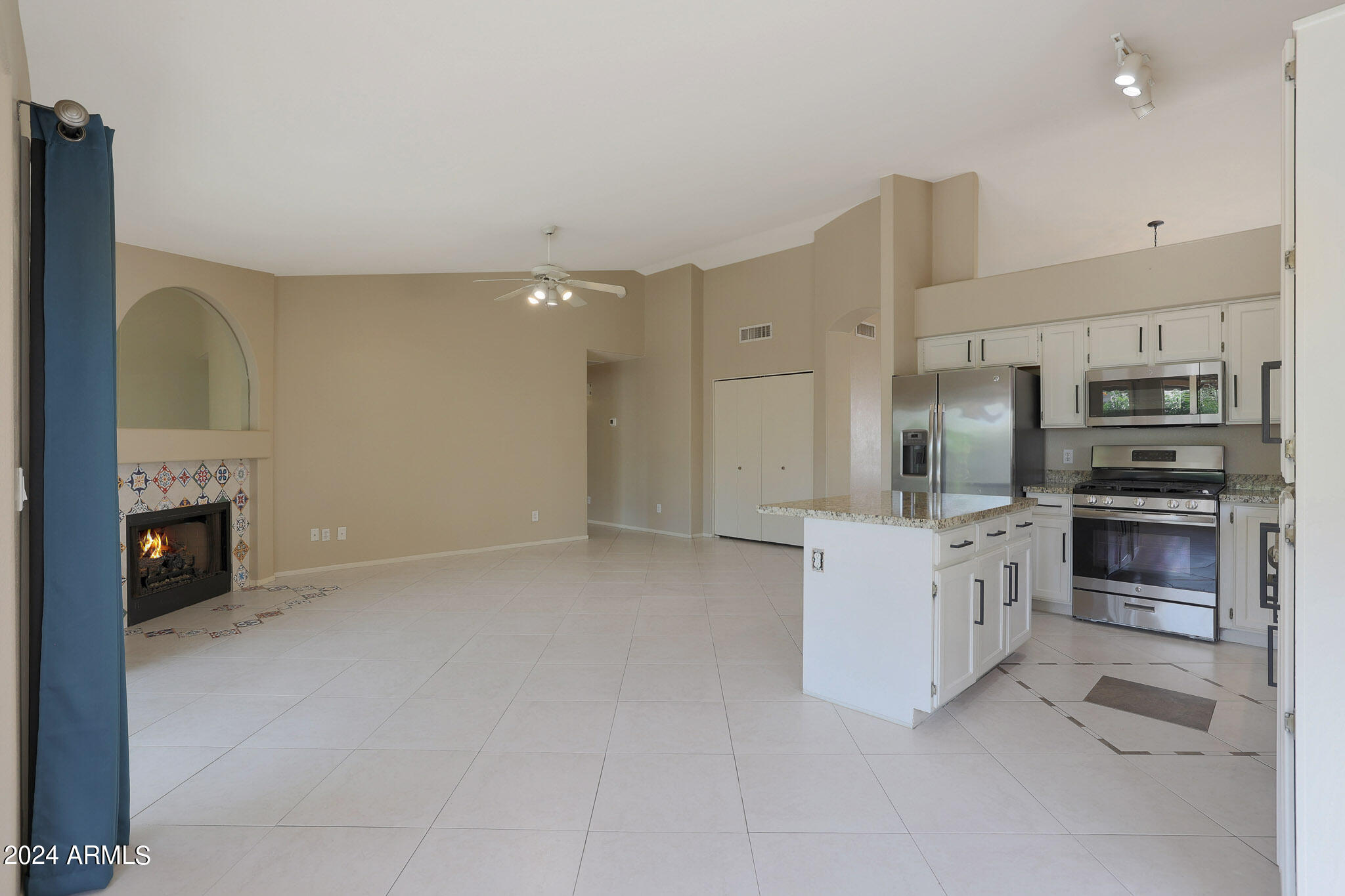 4357 East St John Road Phoenix, AZ 85032 - Photo 19 of 40 B (25)