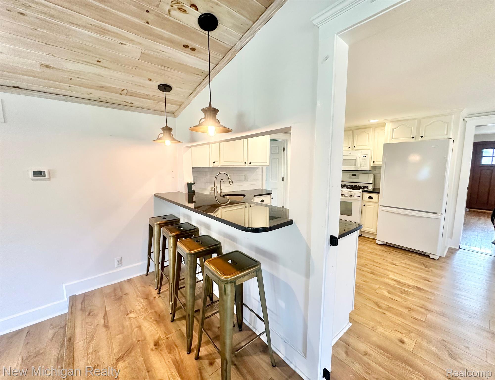 7901 Winans Lake Road Brighton, MI 48116 - Photo 21 of 42 Gallery Image 21