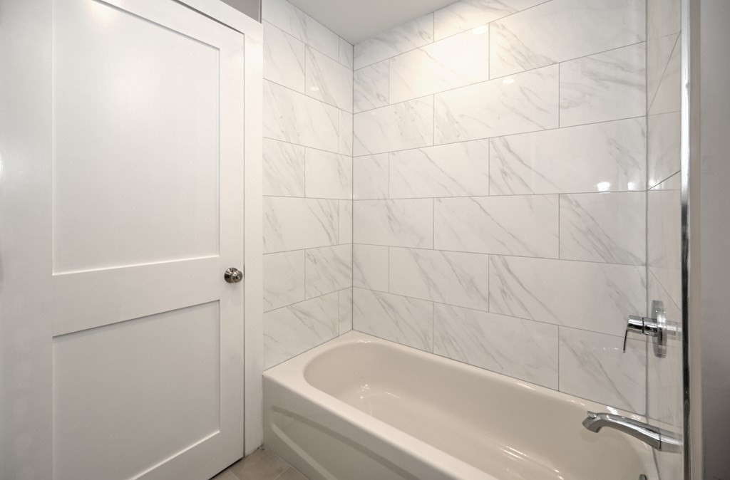 61 Gregory Road Framingham, MA 01701 - Photo 21 of 35