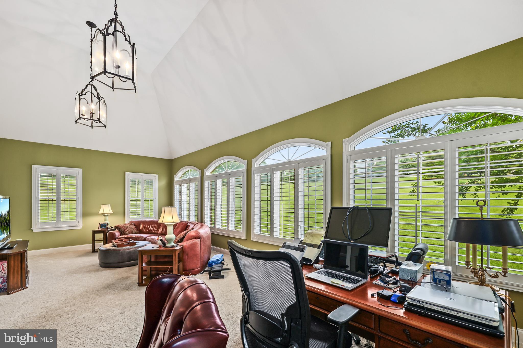 40890 Beechnut Road Leesburg, VA 20175 - Photo 14 of 65 a view of a livingroom with workspace and a window