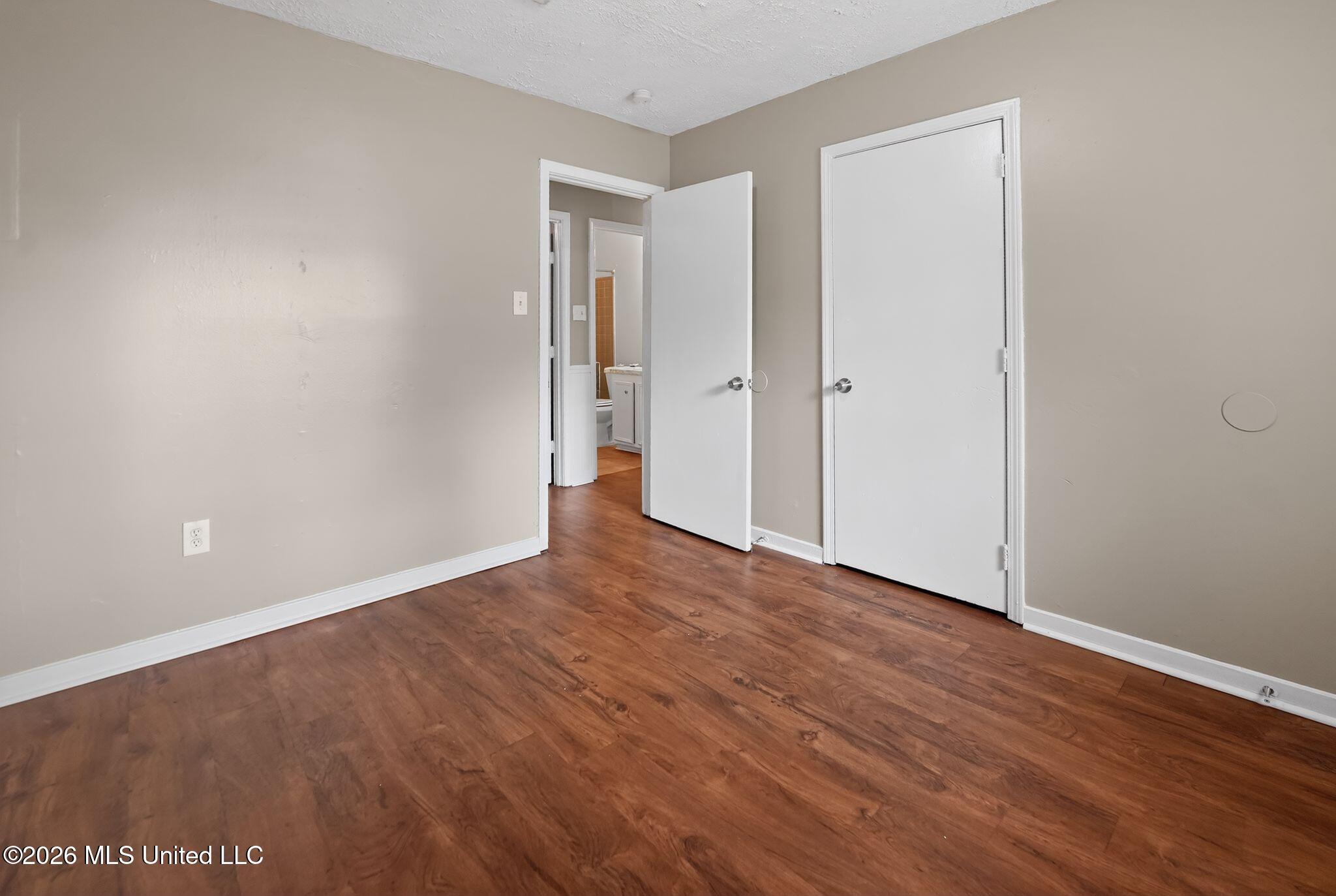 4597 Kirkley Drive Jackson, MS 39206 - Photo 33 of 44 33_4597_Kirkley_Dr_Jackson_MS_39206-Bedr
