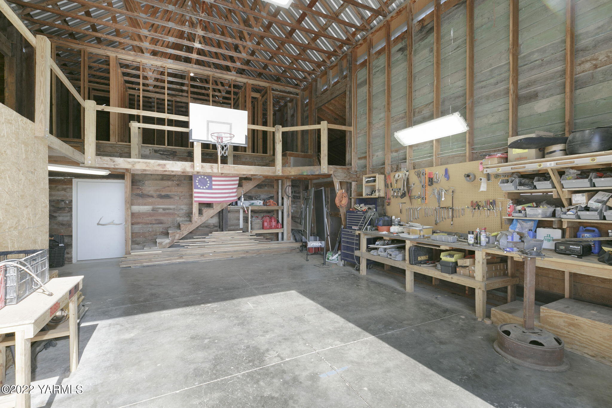 341 Section 1 Road Tieton, WA 98947 - Photo 35 of 44 a view of storage and utility room