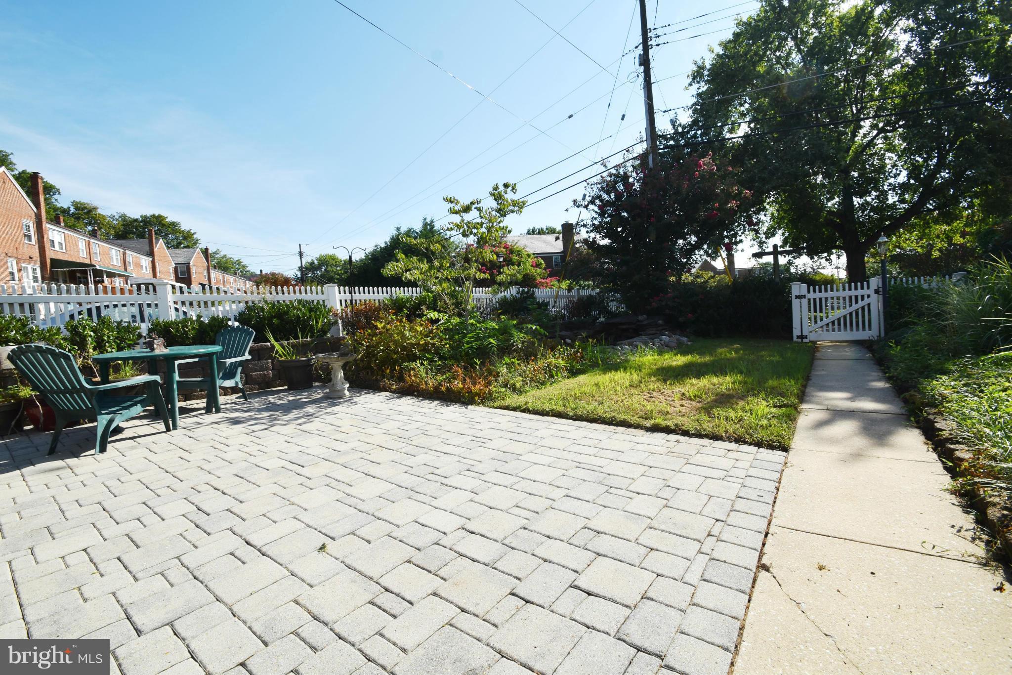 365 Whitfield Road Catonsville, MD 21228 - Photo 5 of 26 Patio accented by paver stone