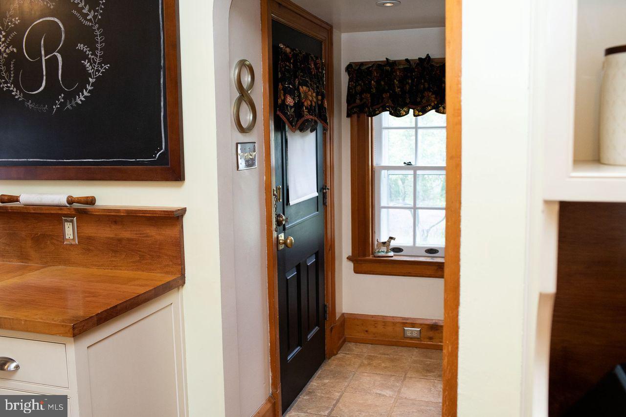 8 Eastern Boulevard York, PA 17402 - Photo 21 of 44 Rear Foyer to back patio