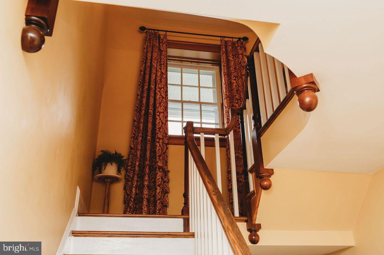 8 Eastern Boulevard York, PA 17402 - Photo 28 of 44 Heading up the stairway to the 2nd level