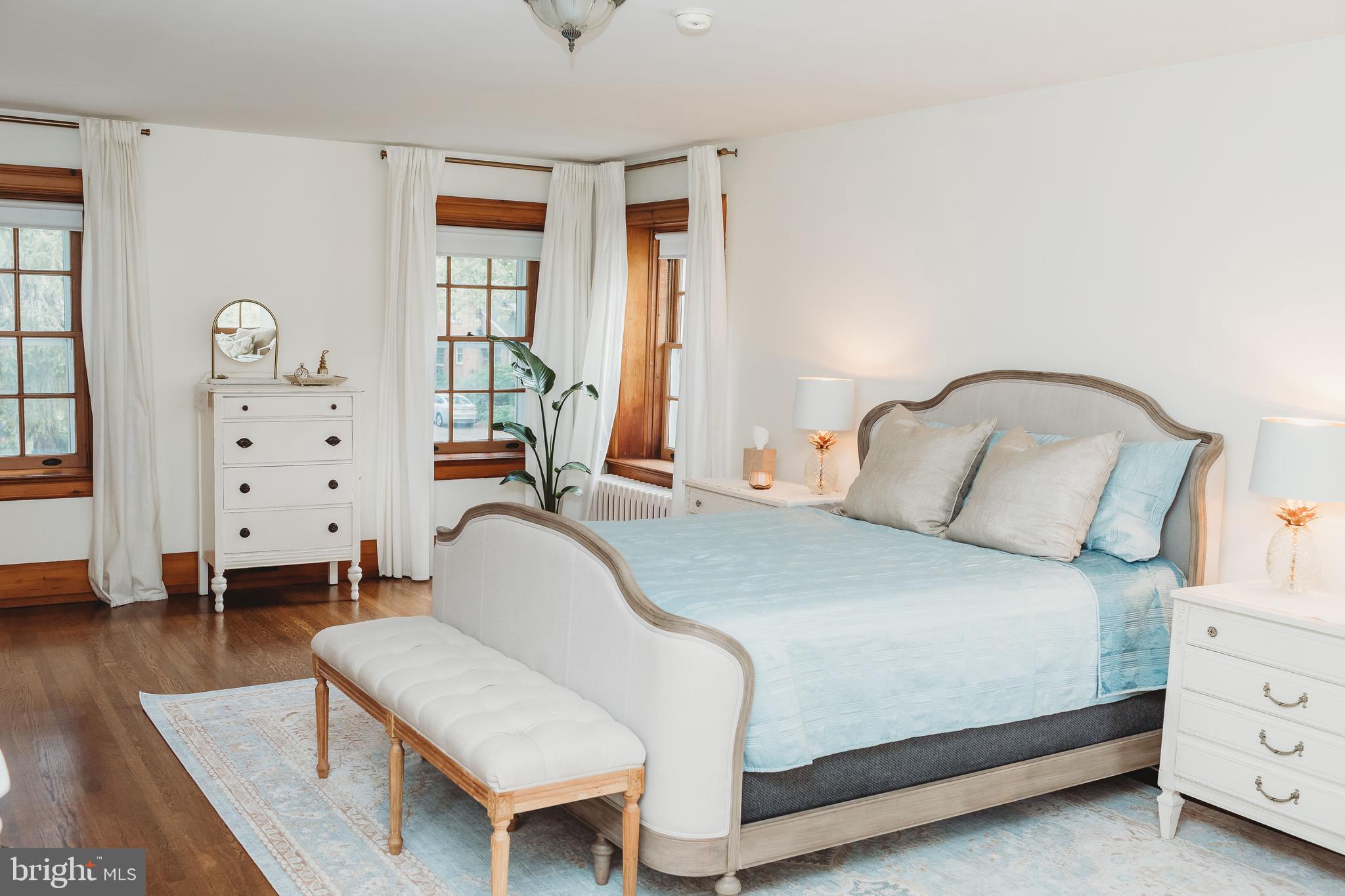 8 Eastern Boulevard York, PA 17402 - Photo 35 of 44 Breath-taking Master Bedroom