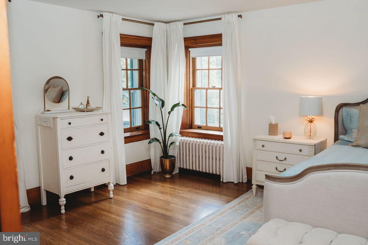 8 Eastern Boulevard York, PA 17402 - Photo 36 of 44 Open & Airy with plenty of natural light